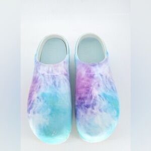Dansko Womens Kane Molded Tie Dye Purple Blue EVA Clog Size 40 EU/US W9